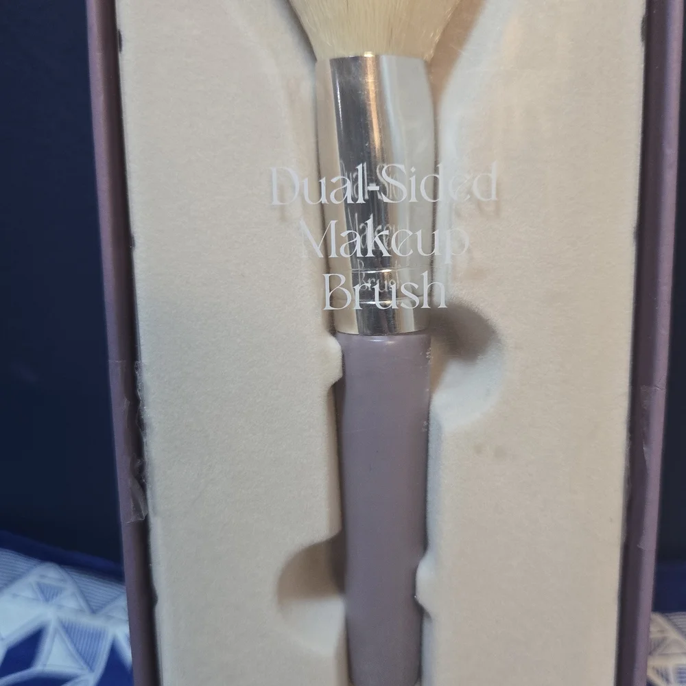 Luxe + Willow Makeup Brush